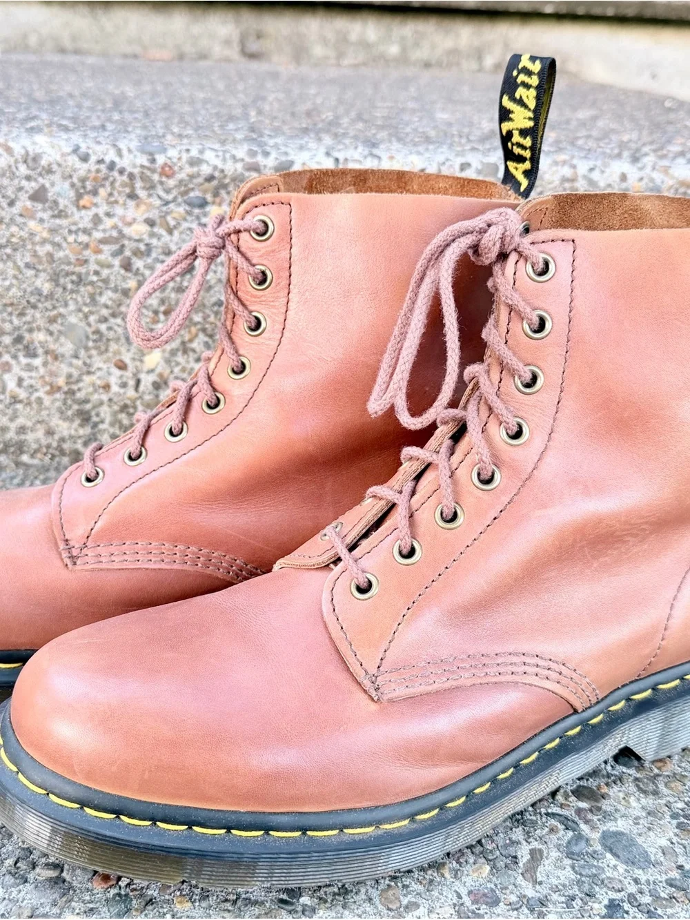 Dr. Martens 1460 Men’s Brown Leather 8-Eye Lace-Up Boots